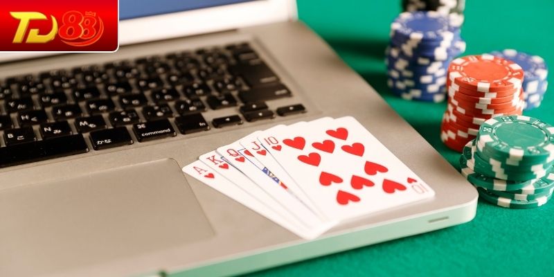 Khái quát về luật chơi phỏm 8 cây